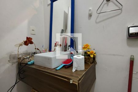 Casa de condomínio à venda com 360m², 3 quartos e 2 vagasBanheiro Social