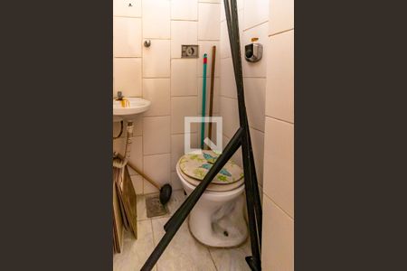 Apartamento à venda com 130m², 3 quartos e sem vaga Apartamento à venda com 130m², 3 quartos e sem vagaBanheiro