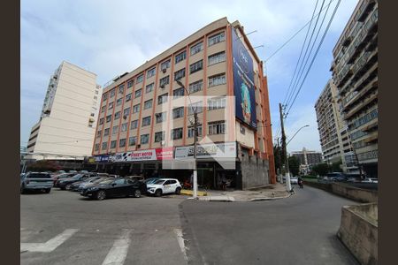 Apartamento à venda com 130m², 3 quartos e sem vaga Apartamento à venda com 130m², 3 quartos e sem vagaVista