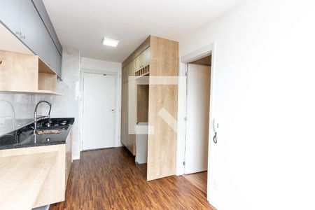 Cozinha e Área de Serviço de apartamento à venda com 1 quarto, 30m² em Água Branca, São Paulo