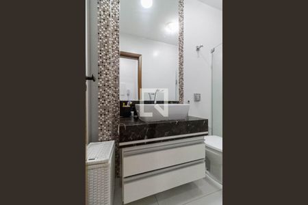 Apartamento à venda com 210m², 4 quartos e 2 vagasBanheiro social 