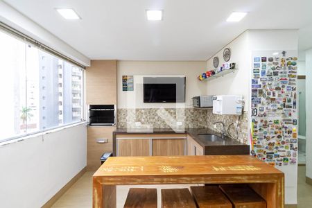 Apartamento à venda com 210m², 4 quartos e 2 vagasÁrea gourmet