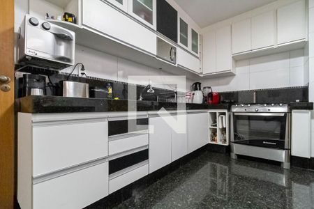 Apartamento à venda com 210m², 4 quartos e 2 vagasCozinha