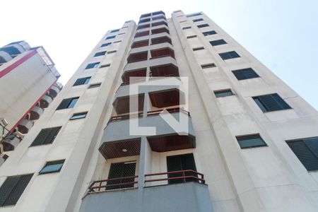 Apartamento para alugar com 76m², 2 quartos e 1 vaga Apartamento para alugar com 76m², 2 quartos e 1 vagaFachada