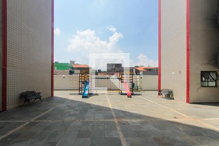 Apartamento para alugar com 76m², 2 quartos e 1 vaga Apartamento para alugar com 76m², 2 quartos e 1 vagaÁrea comum - Playground