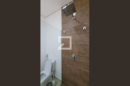 Casa de condomínio à venda com 180m², 3 quartos e 3 vagas Casa de condomínio à venda com 180m², 3 quartos e 3 vagasBanheiro