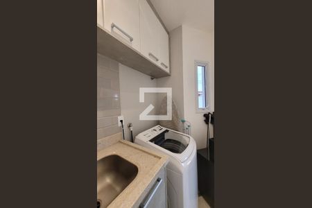 Casa de condomínio à venda com 180m², 3 quartos e 3 vagas Casa de condomínio à venda com 180m², 3 quartos e 3 vagasÁrea de Serviço