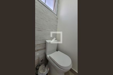 Casa de condomínio à venda com 180m², 3 quartos e 3 vagas Casa de condomínio à venda com 180m², 3 quartos e 3 vagasBanheiro 3