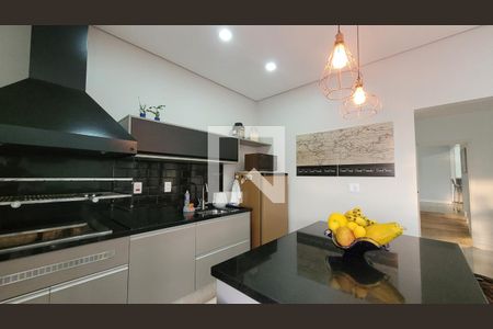 Casa de condomínio à venda com 180m², 3 quartos e 3 vagas Casa de condomínio à venda com 180m², 3 quartos e 3 vagasÁrea Gourmet
