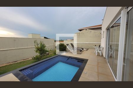 Casa de condomínio à venda com 180m², 3 quartos e 3 vagas Casa de condomínio à venda com 180m², 3 quartos e 3 vagasÁrea externa