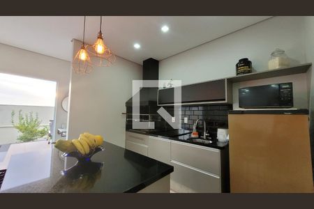 Casa de condomínio à venda com 180m², 3 quartos e 3 vagas Casa de condomínio à venda com 180m², 3 quartos e 3 vagasÁrea Gourmet