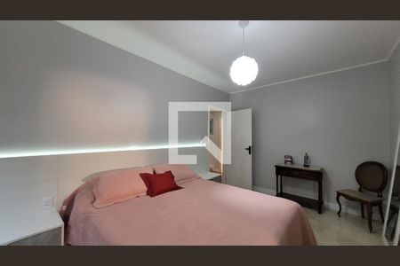 Casa de condomínio à venda com 180m², 3 quartos e 3 vagas Casa de condomínio à venda com 180m², 3 quartos e 3 vagasQuarto 2