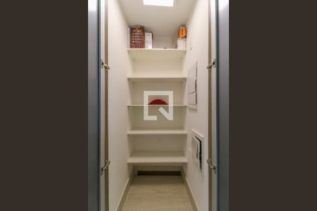 Apartamento à venda com 51m², 1 quarto e 1 vaga Apartamento à venda com 51m², 1 quarto e 1 vagaDespensa