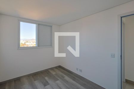 Apartamento à venda com 150m², 4 quartos e 3 vagas Apartamento à venda com 150m², 4 quartos e 3 vagasQuarto