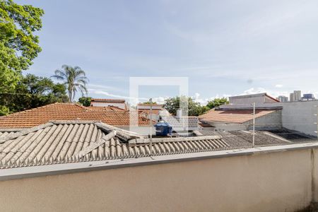 Casa à venda com 380m², 6 quartos e 4 vagas Casa à venda com 380m², 6 quartos e 4 vagasVista do Quarto 2