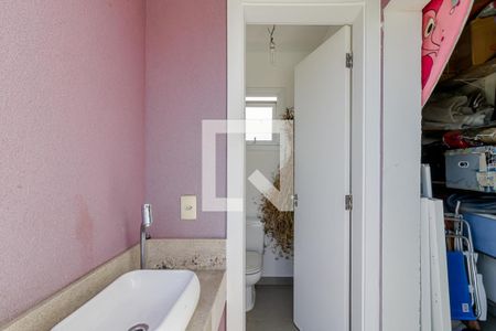 Casa à venda com 380m², 6 quartos e 4 vagas Casa à venda com 380m², 6 quartos e 4 vagasLavabo do Terraço