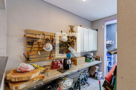 Casa à venda com 380m², 6 quartos e 4 vagas Casa à venda com 380m², 6 quartos e 4 vagasÁrea de Serviço