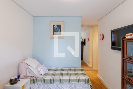 Casa à venda com 380m², 6 quartos e 4 vagas Casa à venda com 380m², 6 quartos e 4 vagasSuíte 6