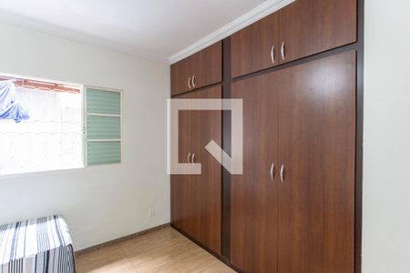 Casa à venda com 270m², 5 quartos e 5 vagasQuarto 1