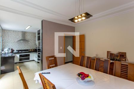 Casa à venda com 270m², 5 quartos e 5 vagasSala de Jantar