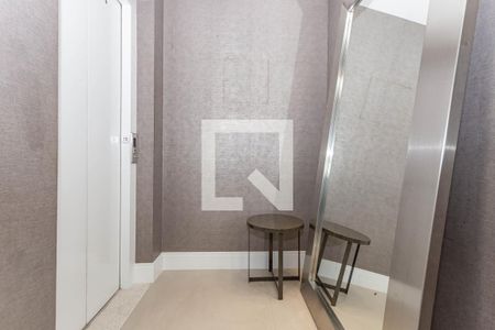 Apartamento à venda com 214m², 3 quartos e 4 vagasHall