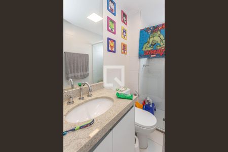 Apartamento à venda com 214m², 3 quartos e 4 vagasBanheiro