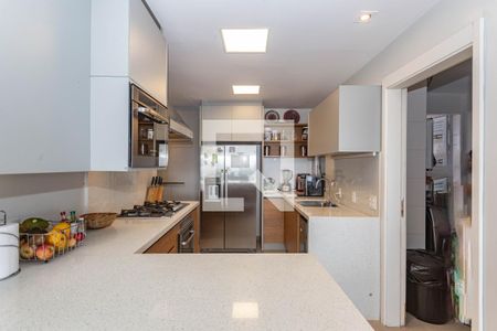 Apartamento à venda com 214m², 3 quartos e 4 vagasCozinha