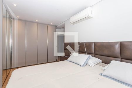 Apartamento à venda com 214m², 3 quartos e 4 vagasSuite 1