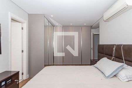 Apartamento à venda com 214m², 3 quartos e 4 vagasSuite 1