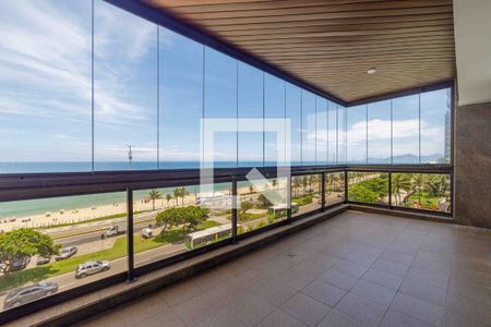 Varanda de apartamento para alugar com 2 quartos, 80m² em Barra da Tijuca, Rio de Janeiro