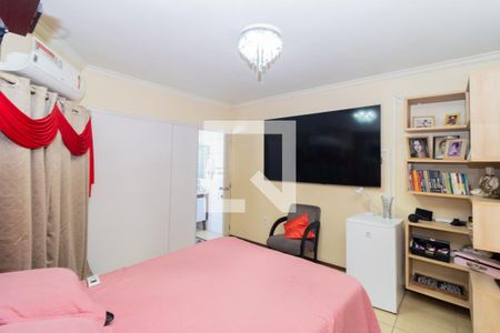 Casa à venda com 200m², 3 quartos e 2 vagasQuarto Suíte