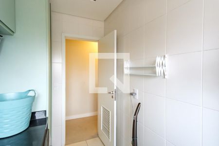 Apartamento à venda com 105m², 2 quartos e 3 vagas Apartamento à venda com 105m², 2 quartos e 3 vagasÁrea de Serviço