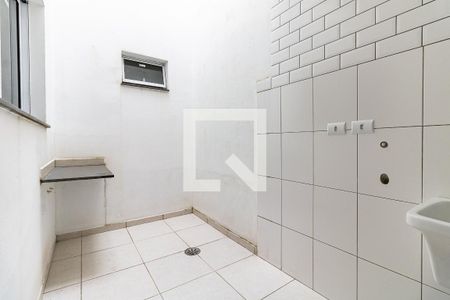 Casa à venda com 80m², 3 quartos e 2 vagas Casa à venda com 80m², 3 quartos e 2 vagasLavanderia