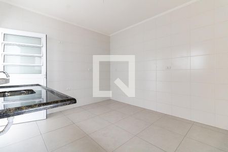 Casa à venda com 80m², 3 quartos e 2 vagas Casa à venda com 80m², 3 quartos e 2 vagasCozinha