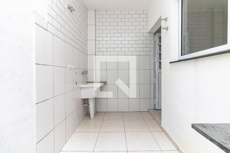Casa à venda com 80m², 3 quartos e 2 vagas Casa à venda com 80m², 3 quartos e 2 vagasLavanderia