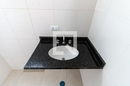 Casa à venda com 80m², 3 quartos e 2 vagas Casa à venda com 80m², 3 quartos e 2 vagasBanheiro Social