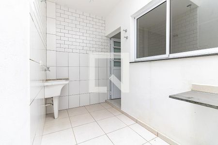 Casa à venda com 80m², 3 quartos e 2 vagas Casa à venda com 80m², 3 quartos e 2 vagasLavanderia
