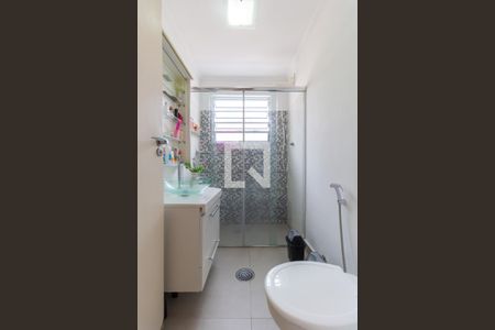 Apartamento à venda com 69m², 2 quartos e 1 vaga Apartamento à venda com 69m², 2 quartos e 1 vagaBanheiro