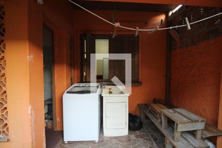 Casa à venda com 96m², 2 quartos e 1 vagaÁrea de Serviço