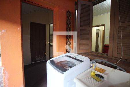 Casa à venda com 96m², 2 quartos e 1 vagaÁrea de Serviço