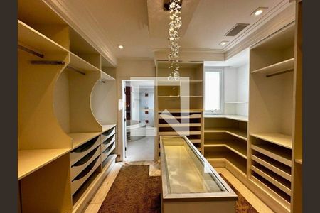 Casa de condomínio à venda com 800m², 4 quartos e 8 vagas