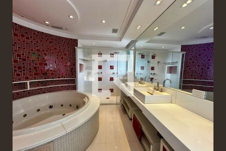 Casa de condomínio à venda com 800m², 4 quartos e 8 vagas
