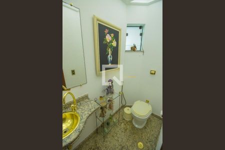 Casa à venda com 391m², 4 quartos e 4 vagas