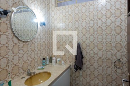 Casa à venda com 285m², 3 quartos e 4 vagasBanheiro