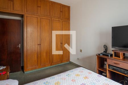 Casa à venda com 285m², 3 quartos e 4 vagasQuarto