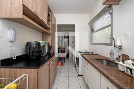 Apartamento à venda com 65m², 2 quartos e 2 vagas Apartamento à venda com 65m², 2 quartos e 2 vagasCozinha