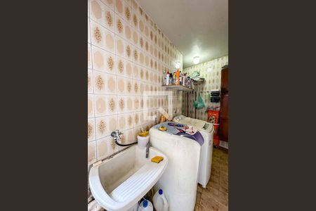 Casa à venda com 155m², 3 quartos e 2 vagas