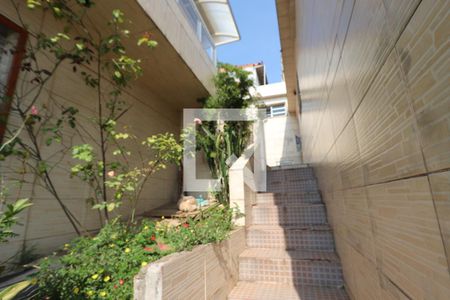 Casa para alugar com 80m², 2 quartos e 1 vagaEntrada