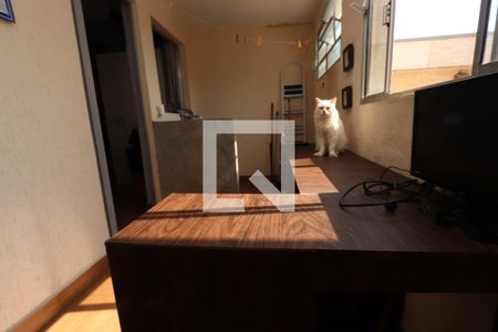 Casa para alugar com 80m², 2 quartos e 1 vagaEscritório