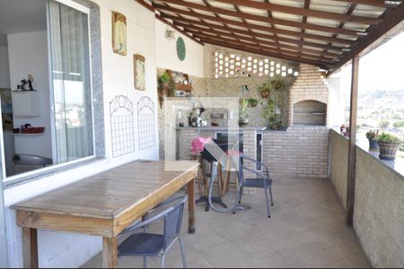 Apartamento à venda com 150m², 3 quartos e 2 vagasÁrea externa